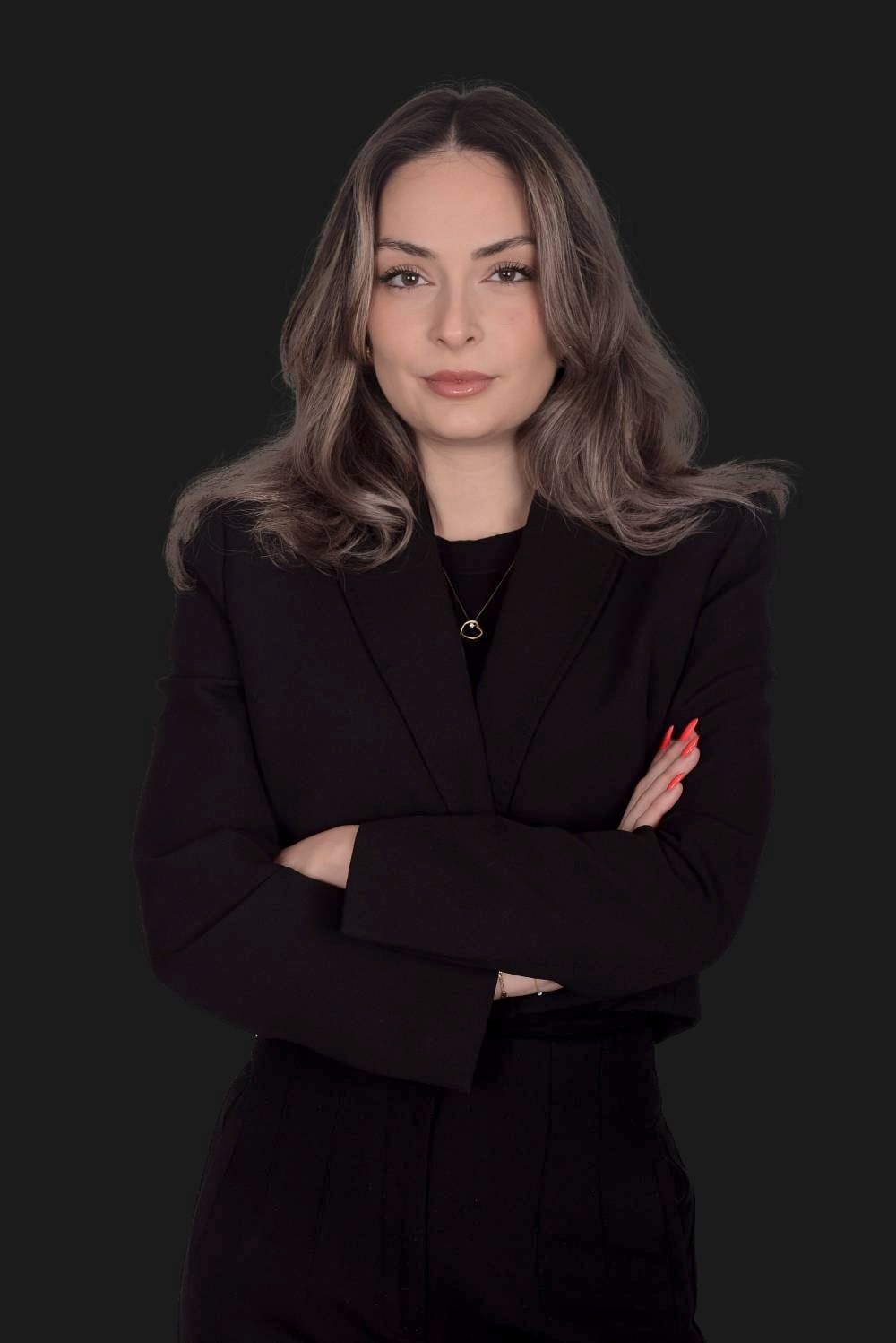 Helin AKŞAR